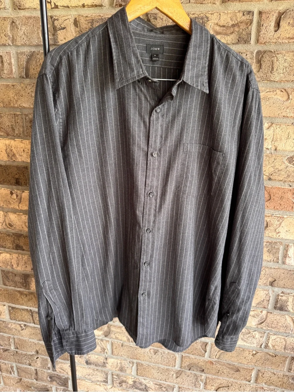 J.Crew Men’s XL Charcoal Gray Pinstripe Long Sleeve Button Up Shirt